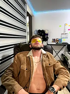 noah red online show from October 30, 1:37 am