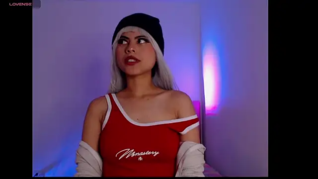 Snapshot of Eva_Feller69 chatting on October 24, 7:13 pm Eva Feller69 online show from October 24, 7:13 pm