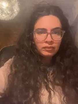 luciamaria01 online show from October 10, 4:41 pm