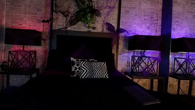 Kylie Foxx online show from October 25, 6:52 pm