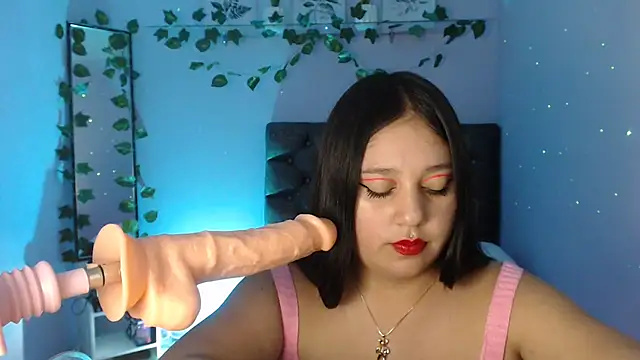 KOREN JALAA online show from February 8, 7:49 pm