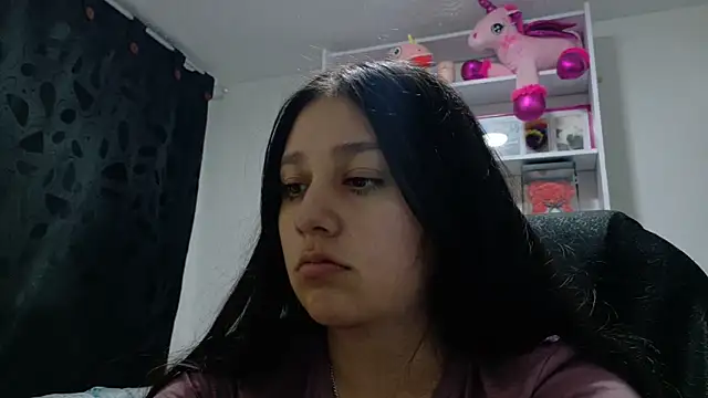 Snapshot of KOREN_JALAA chatting on June 21, 2:39 am KOREN JALAA online show from June 21, 2:39 am