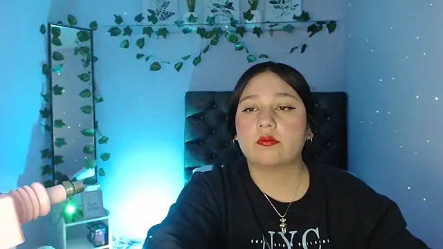 KOREN JALAA online show from February 4, 5:01 pm