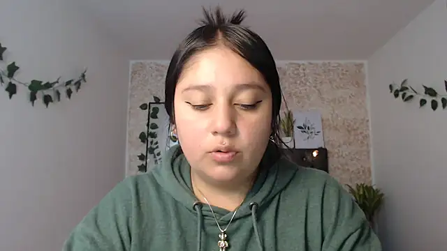 KOREN JALAA online show from February 21, 6:37 pm