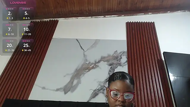 Snapshot of Kim_Browns chatting on July 11, 2:45 am Kim Browns online show from July 11, 2:45 am