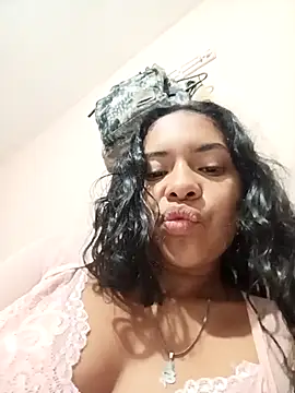 Amayavaldes online show from November 24, 1:05 am