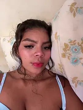 Snapshot of Mitchell_diaz chatting on June 12, 3:32 pm Mitchell diaz online show from June 12, 3:32 pm