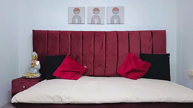 Timothe Evans online show from October 10, 8:31 pm