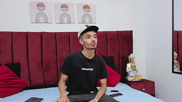 Timothe Evans online show from October 6, 8:42 pm