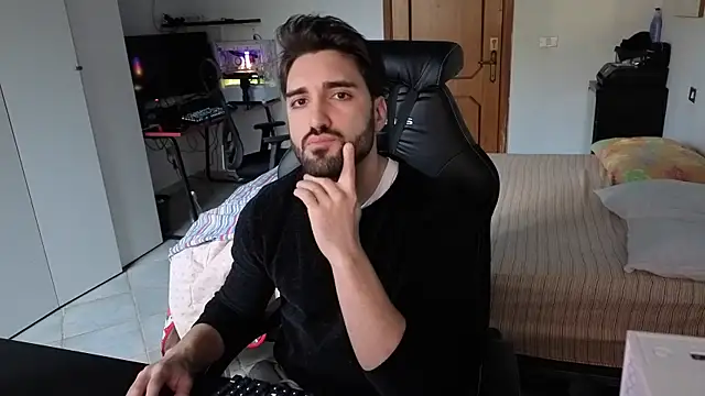 Al3xox02 online show from February 12, 11:54 am