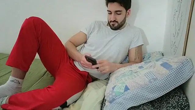 Al3xox02 online show from February 19, 12:57 pm