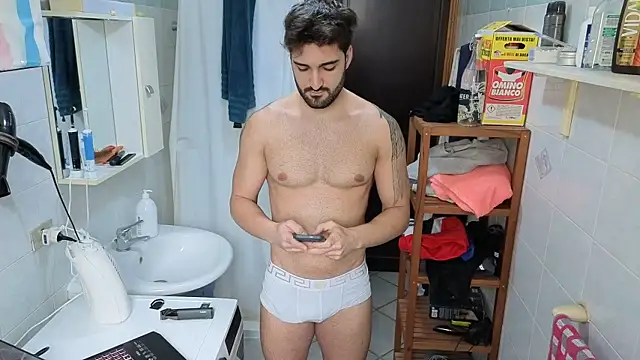 Al3xox02 online show from February 20, 9:22 am