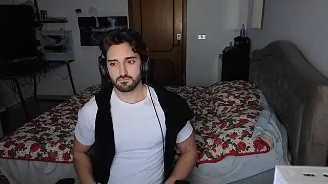 Al3xox02 online show from January 12, 12:39 am