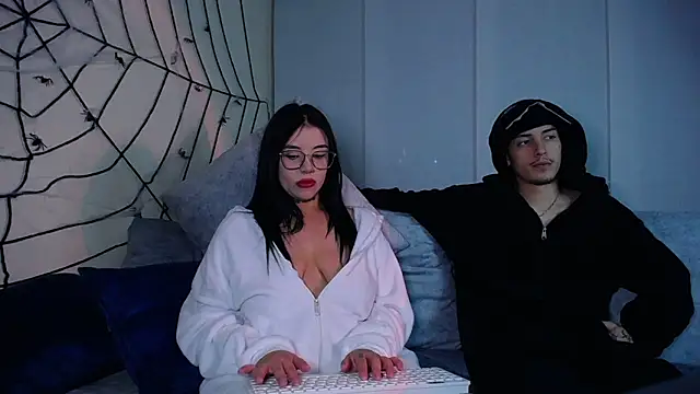  PandoyParker  online show from October 11, 1:28 am