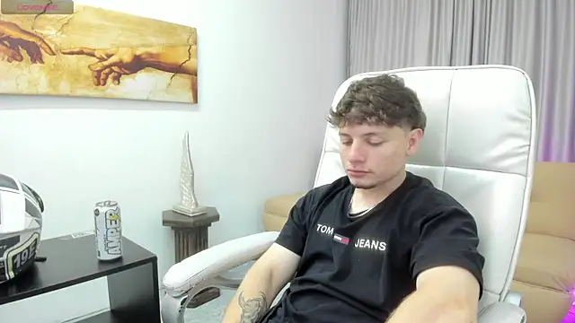 Leoo Miller online show from January 8, 4:29 am