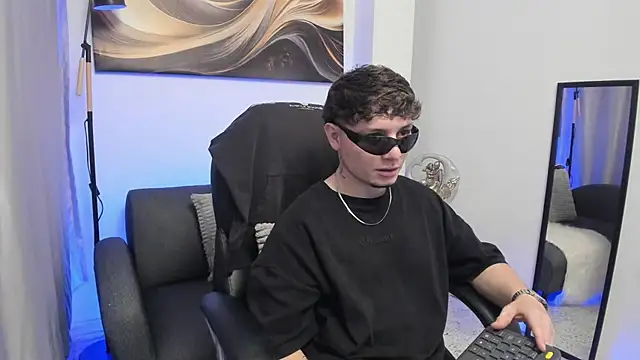 Leoo Miller online show from January 9, 4:08 am