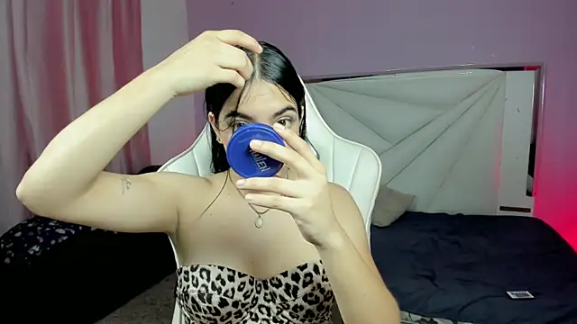 cielooo  online show from November 18, 8:56 pm