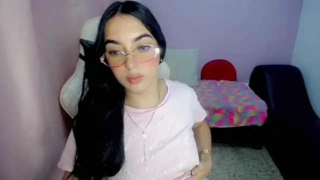 cielooo  online show from April 6, 3:46 am