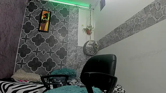 sexyboys cutex18 online show from February 22, 4:59 am