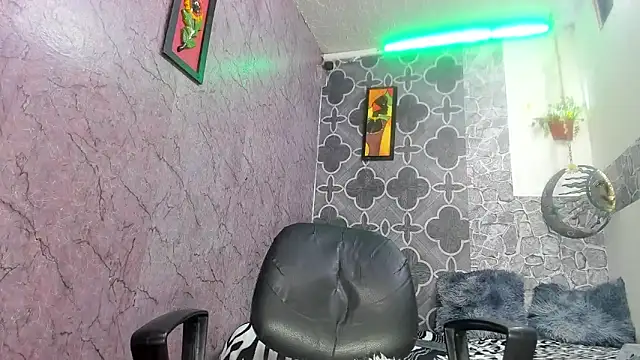 sexyboys cutex18 online show from February 2, 9:03 pm