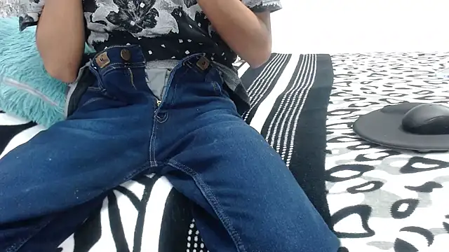 sexyboys cutex18 online show from November 19, 9:26 pm