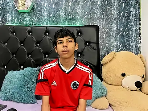 sexyboys cutex18 online show from October 28, 11:14 pm