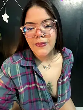 GabrielleMarsh1 online show from November 18, 2:49 am