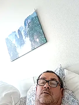 Alfred 00000 online show from April 19, 7:38 pm
