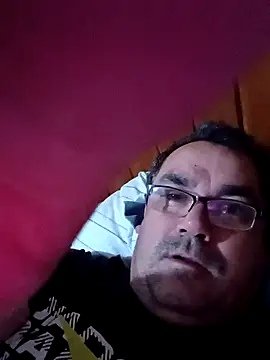 Snapshot of Alfred_00000 chatting on November 5, 7:00 am Alfred 00000 online show from November 5, 7:00 am