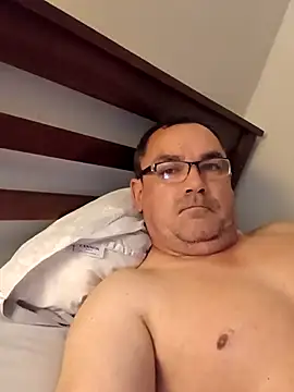 Snapshot of Alfred_00000 chatting on October 4, 10:55 pm Alfred 00000 online show from October 4, 10:55 pm