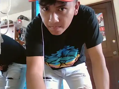 marco13y online show from November 8, 6:11 pm