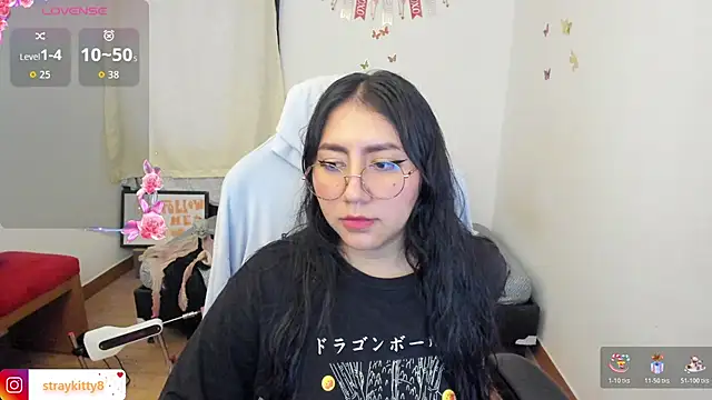 Snapshot of LoveLyy- chatting on November 4, 2:21 pm LoveLyy- online show from November 4, 2:21 pm