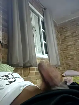 wellpauduro1994 online show from December 2, 6:53 pm