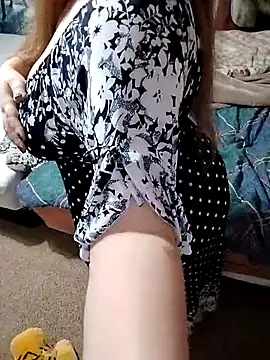 Snapshot of AugustRayn chatting on November 13, 7:51 pm AugustRayn online show from November 13, 7:51 pm