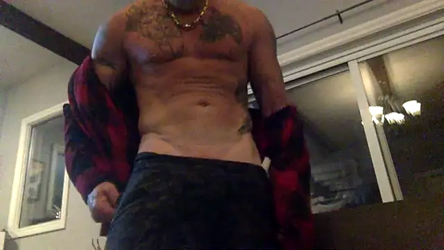 Snapshot of Muscledick40 chatting on March 30, 1:07 am Muscledick40 online show from March 30, 1:07 am