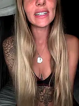 OpheliaRox online show from October 26, 10:26 am