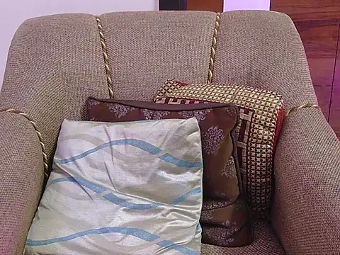 cute zaraa online show from November 19, 5:18 am