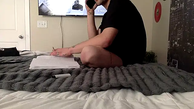 nvthvn555 online show from November 18, 8:01 pm