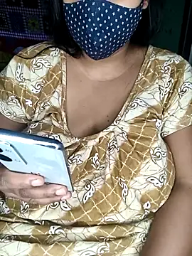 Snapshot of Shiyalsen chatting on October 16, 11:07 am Shiyalsen online show from October 16, 11:07 am