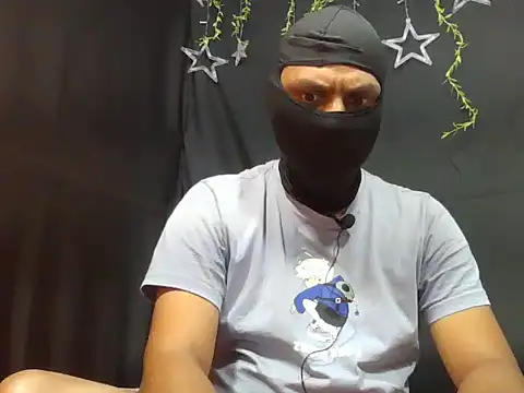 Snapshot of Indianbull109 chatting on November 20, 6:41 pm Indianbull109 online show from November 20, 6:41 pm