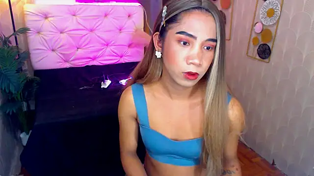 Seductive nathalie online show from October 16, 5:10 pm