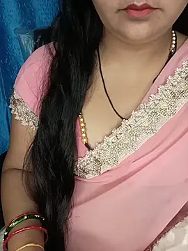 Snapshot of Rashmi_011 chatting on June 25, 12:30 am Rashmi 011 online show from June 25, 12:30 am