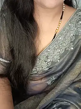 Snapshot of Rashmi_011 chatting on July 24, 12:50 am Rashmi 011 online show from July 24, 12:50 am