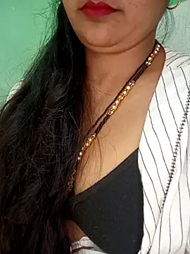 Rashmi 011 online show from December 4, 11:20 am