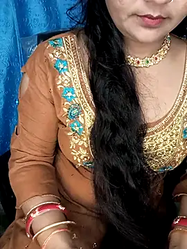 Rashmi 011 online show from May 19, 11:45 pm