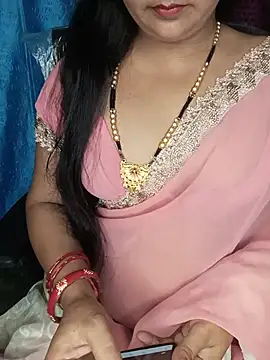 Snapshot of Rashmi_011 chatting on June 9, 12:44 am Rashmi 011 online show from June 9, 12:44 am