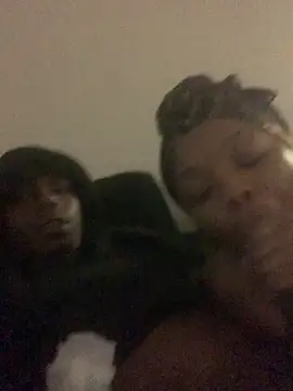 Snapshot of spadesxl chatting on December 18, 5:34 am spadesxl online show from December 18, 5:34 am