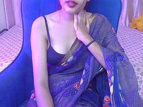 Snapshot of yours-angell chatting on October 28, 4:57 am yours-angell online show from October 28, 4:57 am