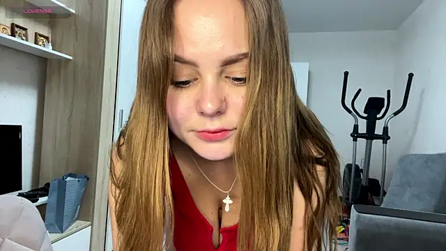 Snapshot of Mary_cherybaby chatting on November 7, 2:10 pm Mary cherybaby online show from November 7, 2:10 pm