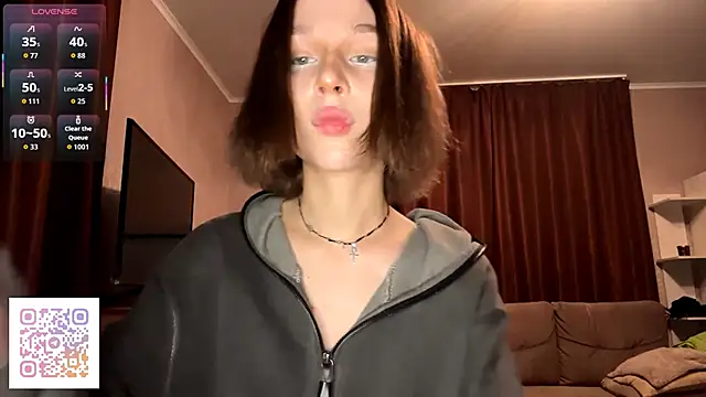 TerrellSroufe online show from November 6, 7:18 pm